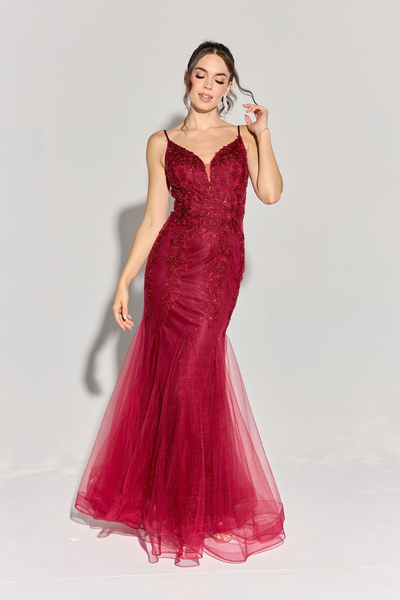 Eureka 9998 Fitted Mermaid Godet Silhouette Lace Embellished Gown