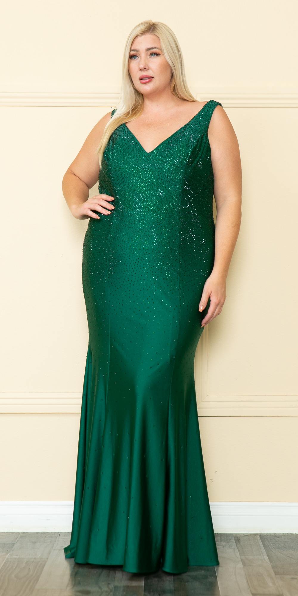 Lindas W1116 Dress (Poly USA)