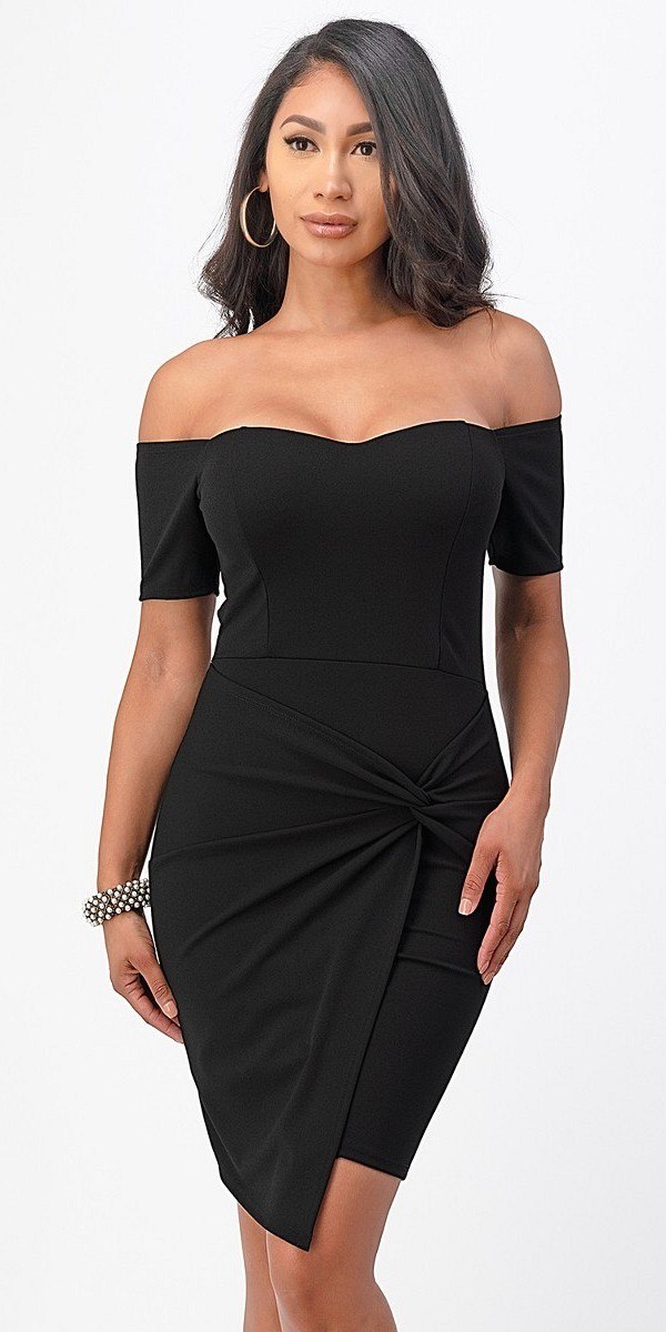 Short black dress off shoulder 2025