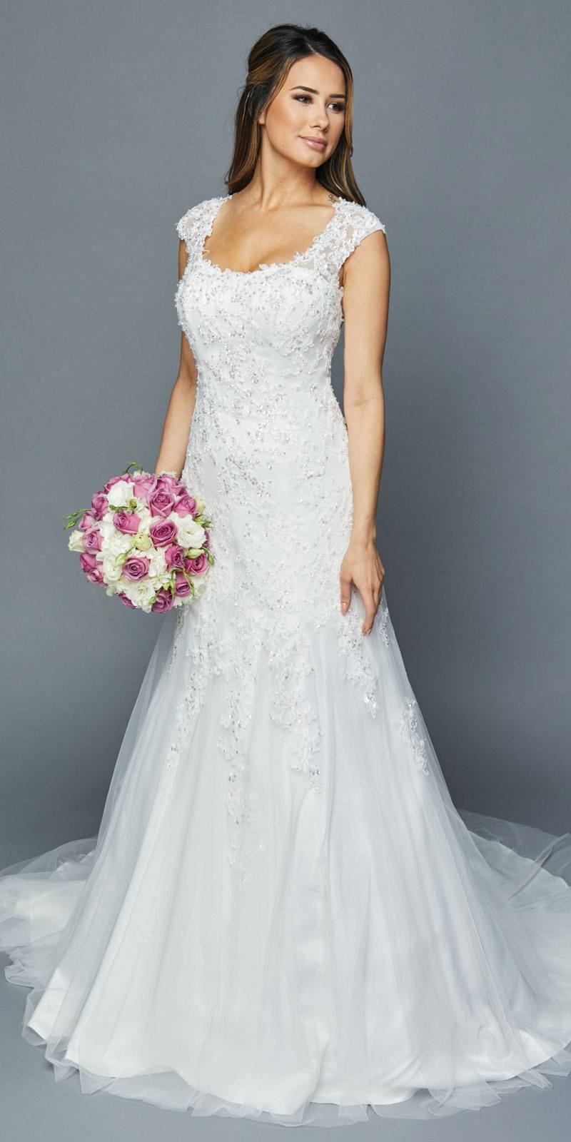 White Scoop Neck Appliqued Wedding Gown Cut-Out Back