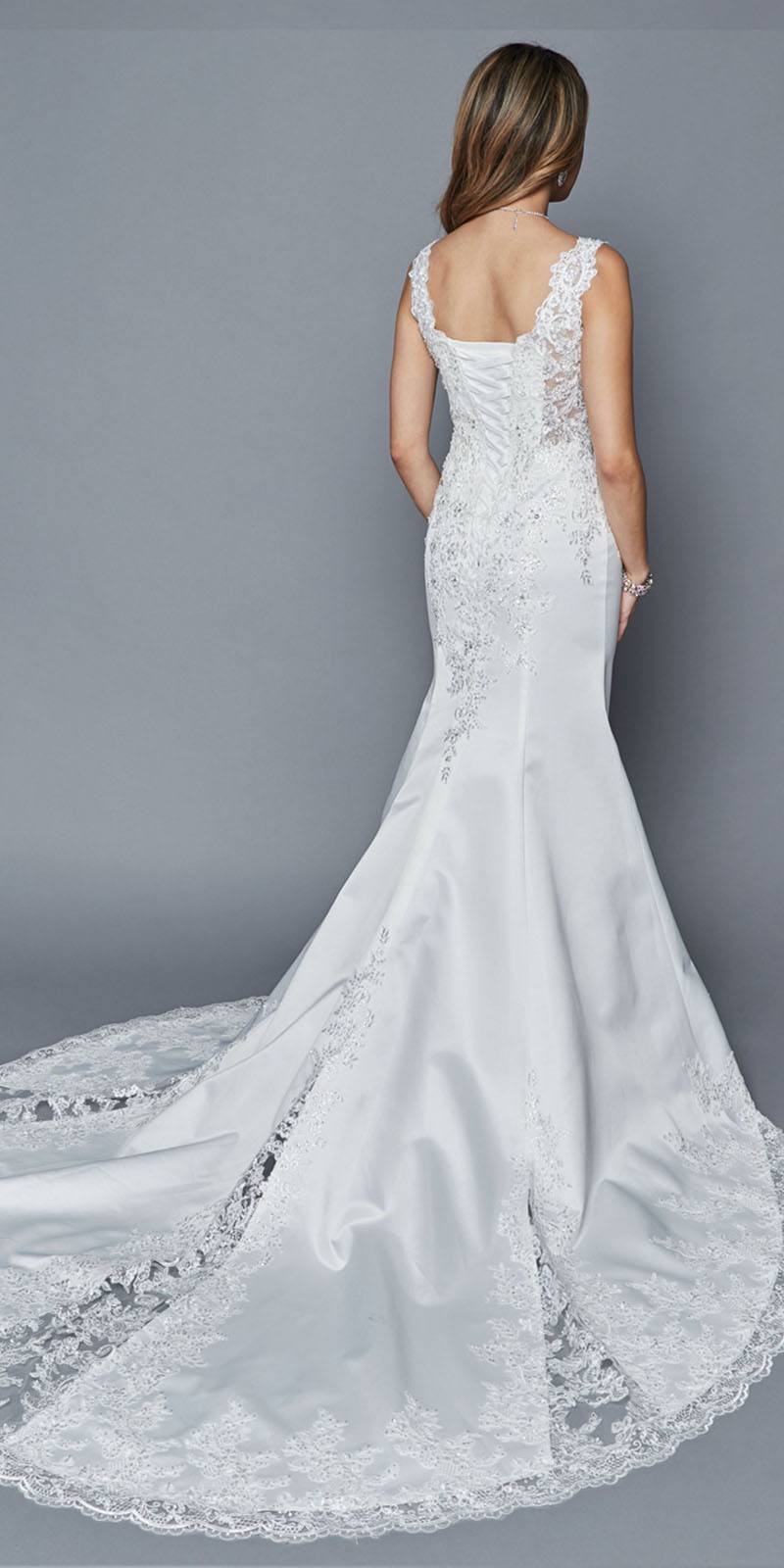 White V-Neck Mermaid Style Wedding Gown Sleeveless